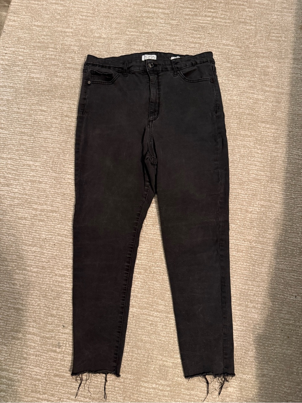 Sofia Black High-Rise Women’s Skinny Jeans size 16